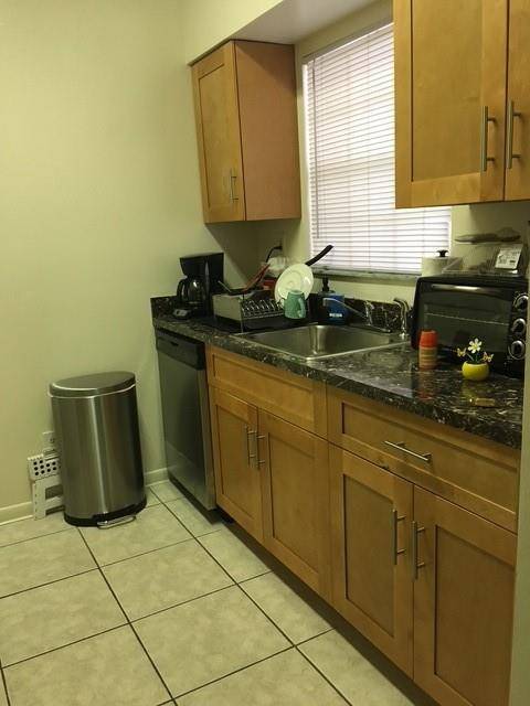 Pompano Beach, FL 33064,751 Cypress Ln