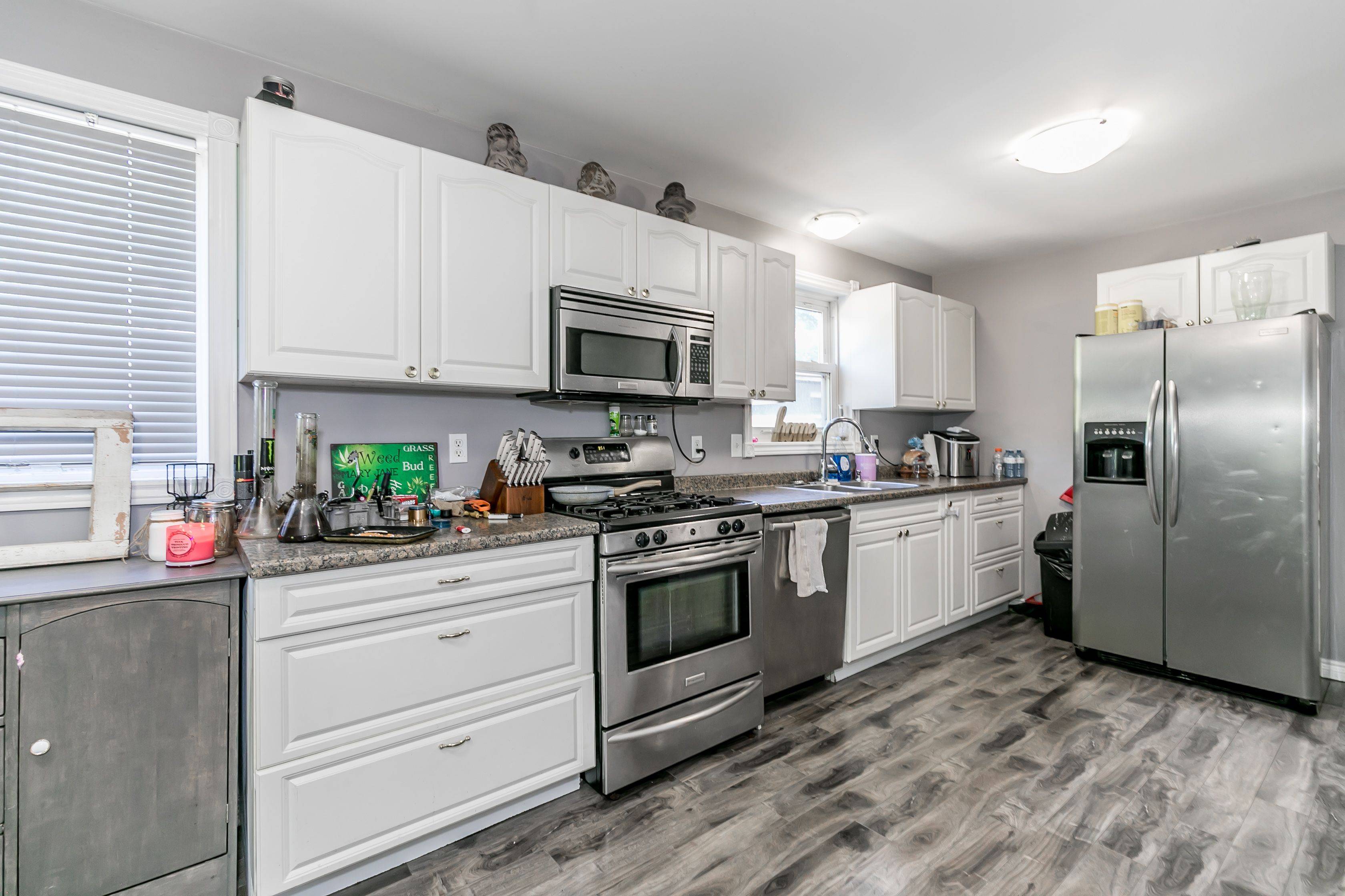 Midland, ON L4R 3H1,226 Queen ST