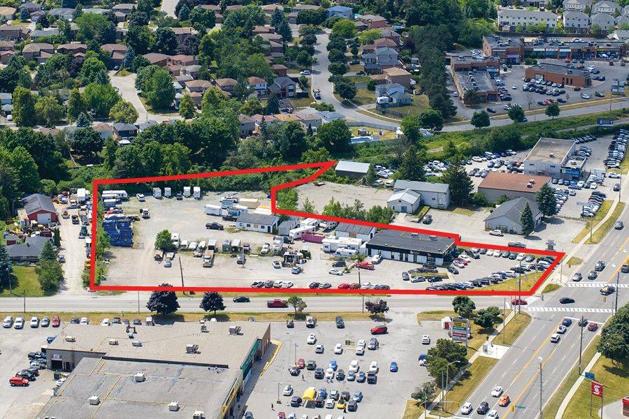 Barrie, ON L4N 4C7,306 Yonge ST