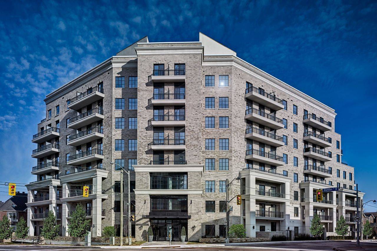 571 Prince Edward DR N #101, Toronto W08, ON M8X 0A1