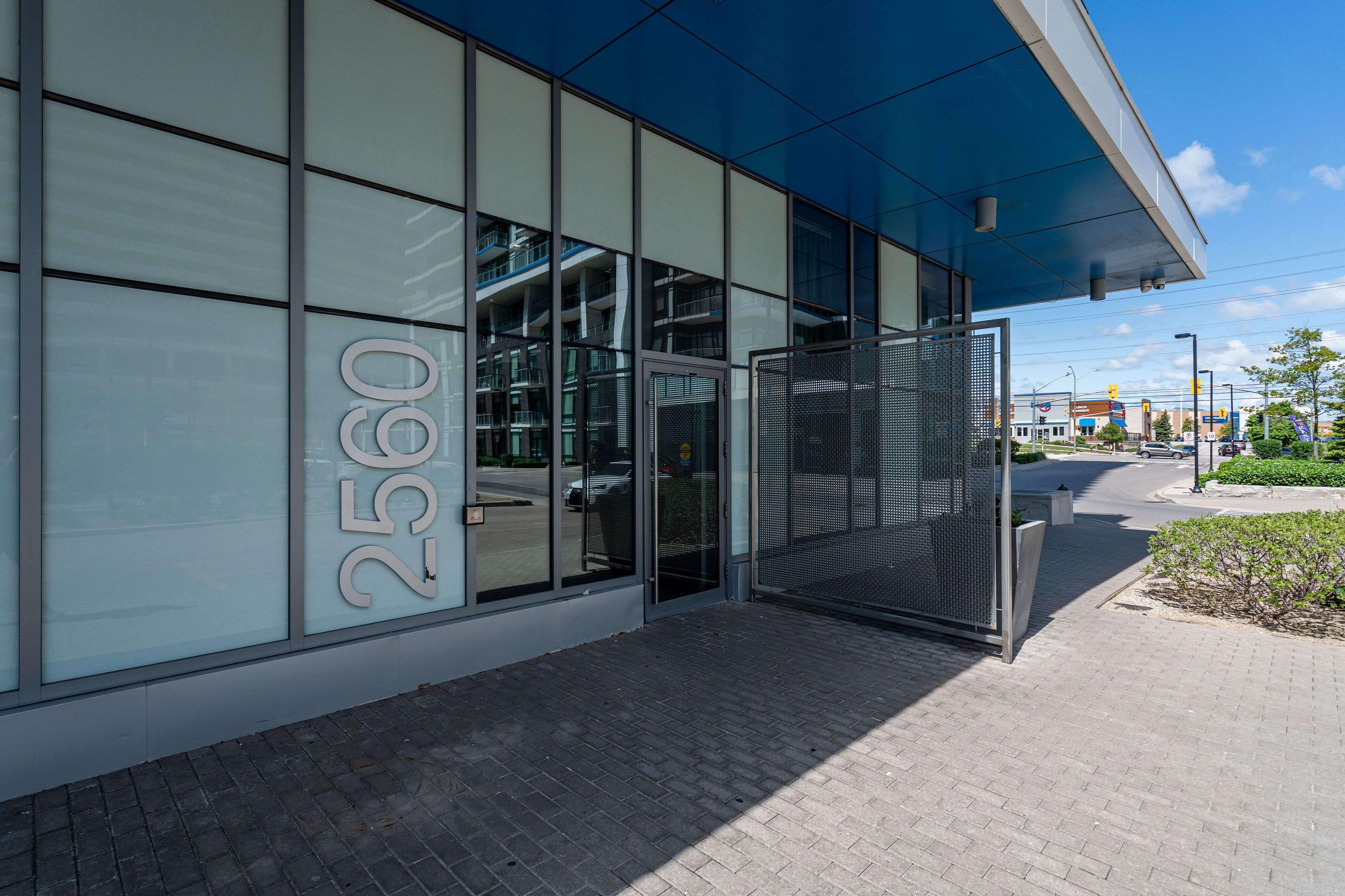 Mississauga, ON L5M 0Y3,2560 Eglinton AVE W #503