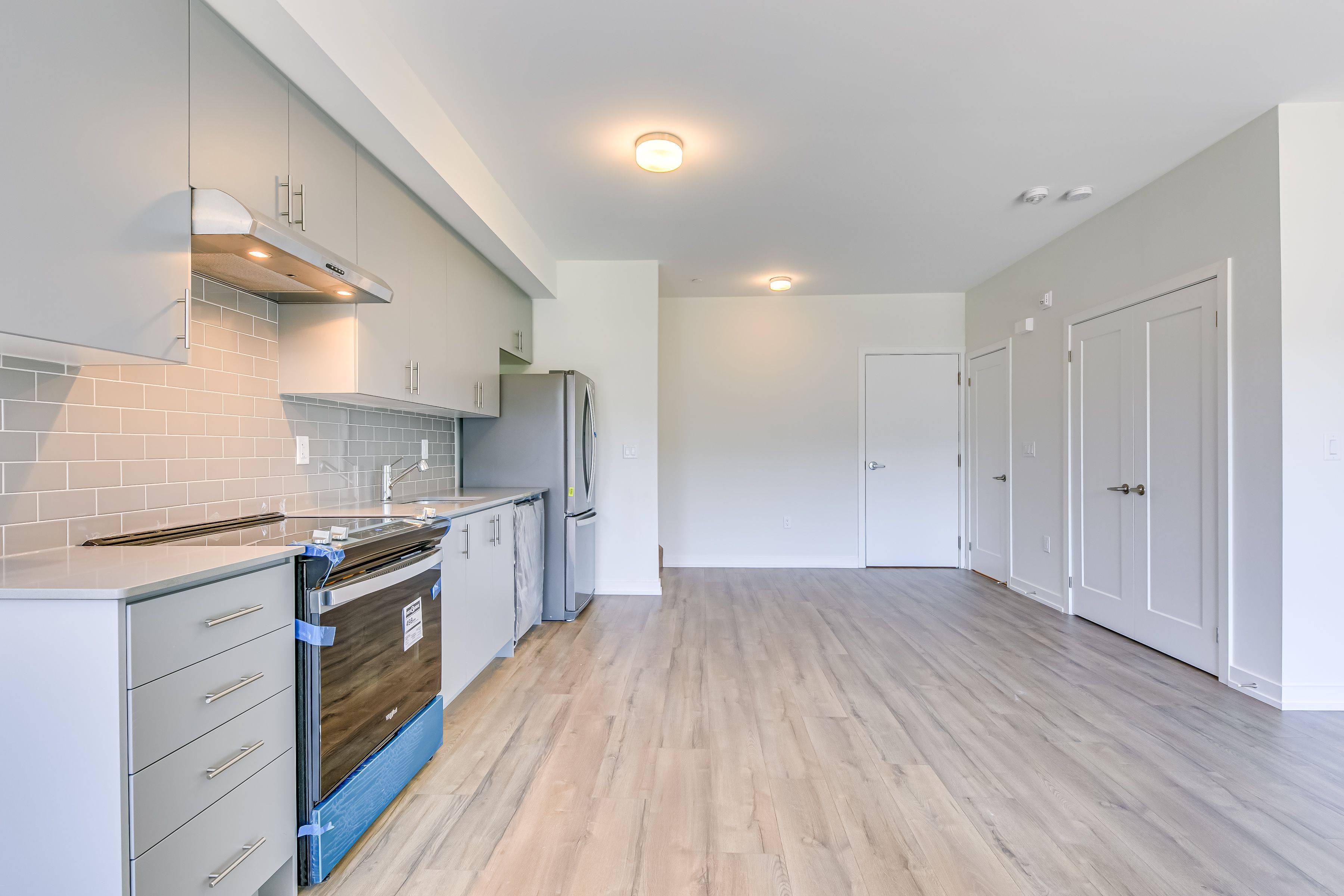 Mississauga, ON L5L 0C1,3566 Colonial DR #22