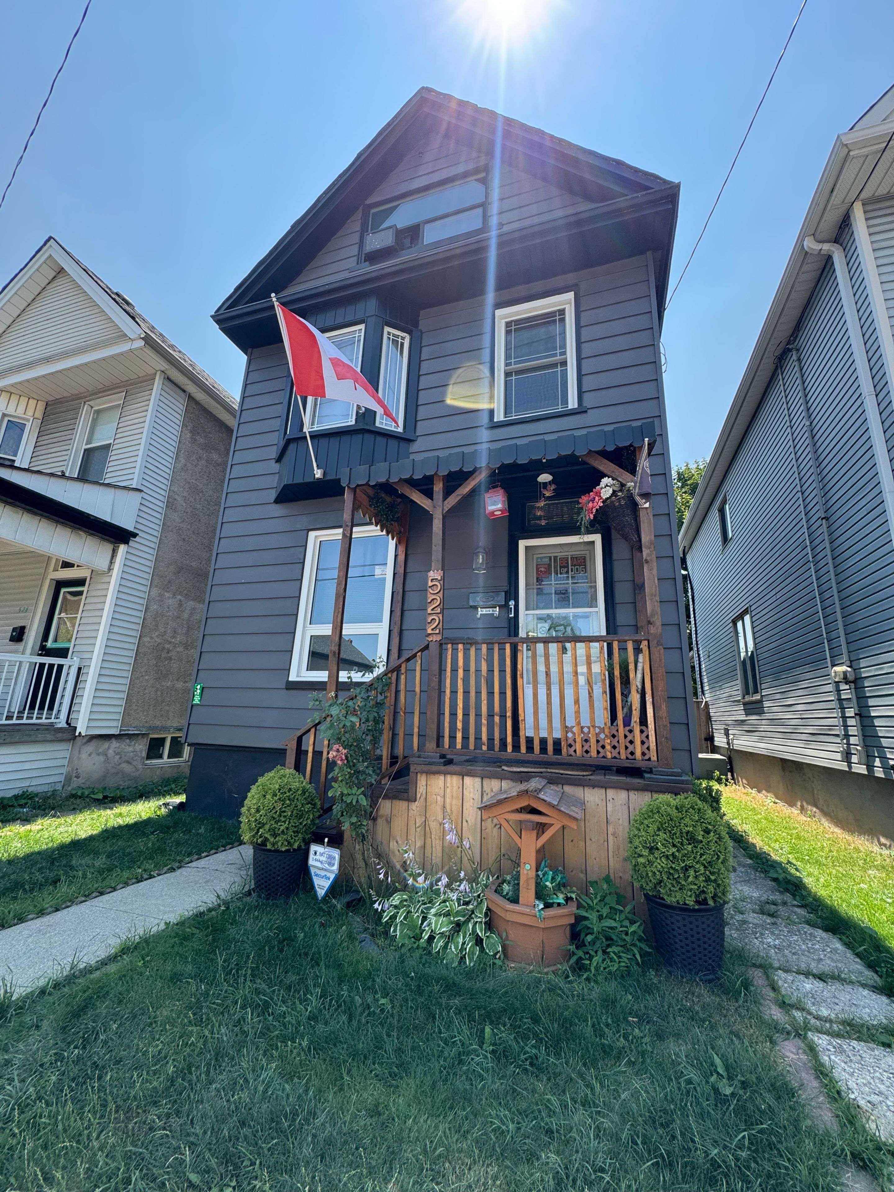 Hamilton, ON L8L 2E8,522 Cannon ST E