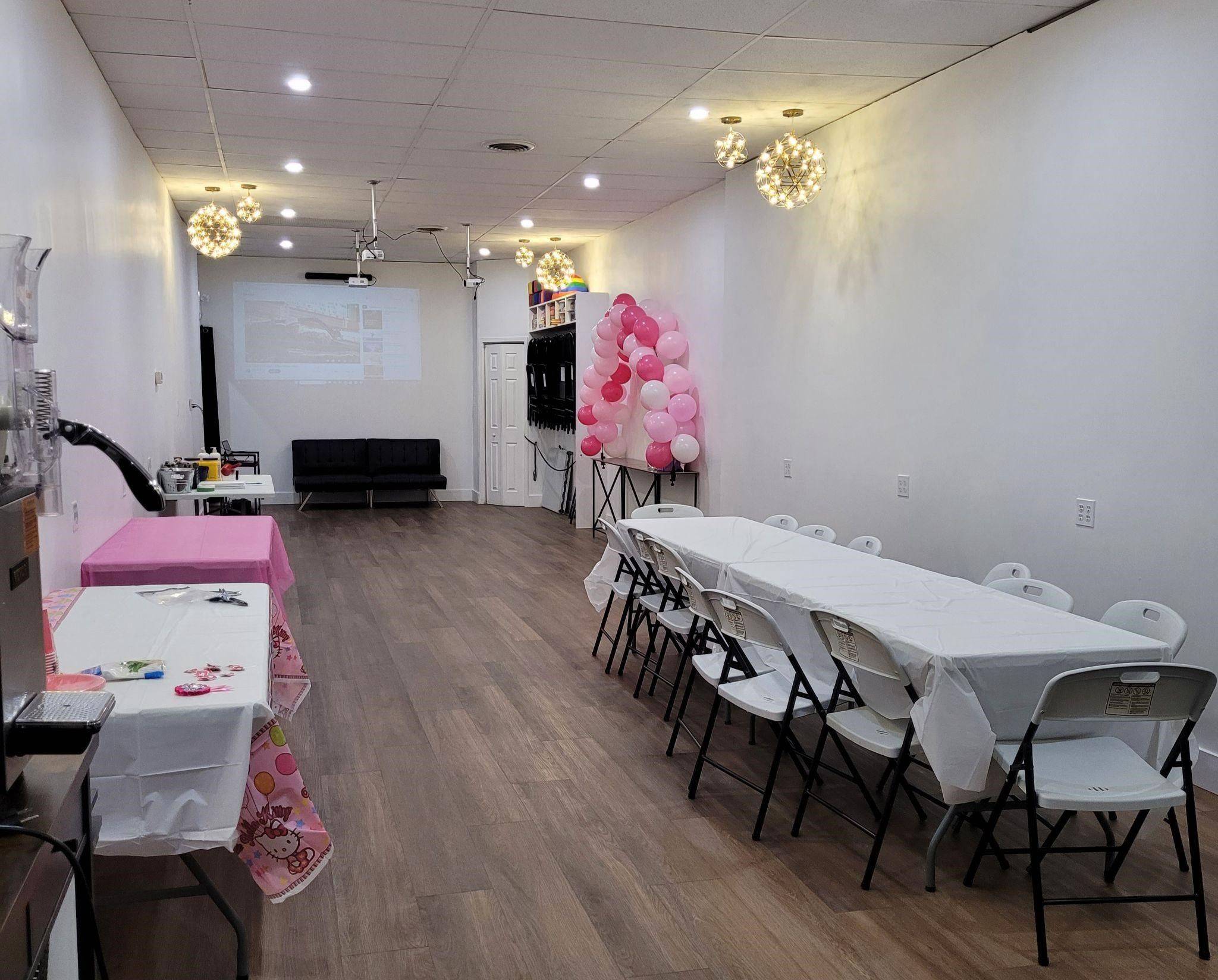 Peterborough North, ON K9H 5Z5,861 Chemong RD #16