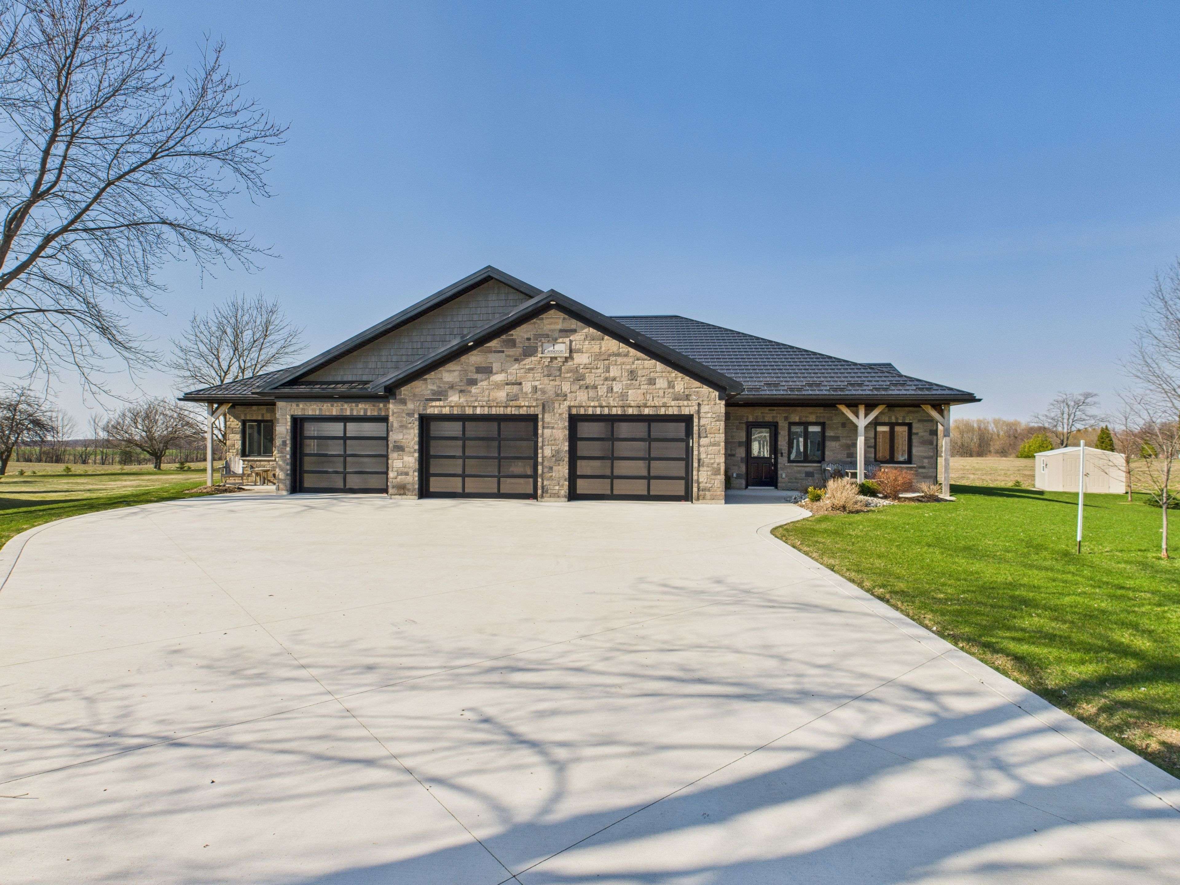 1 Cameron ST, Kincardine, ON N0G 2T0