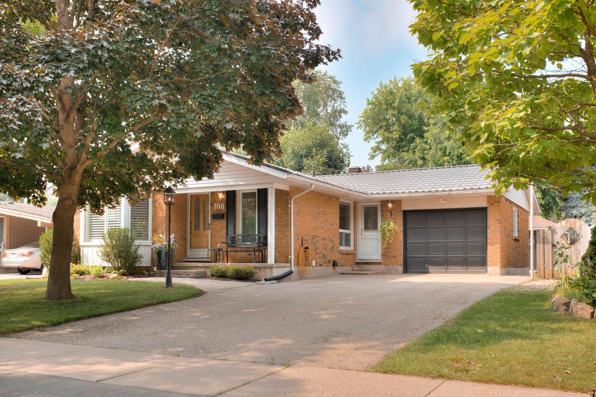 108 Morrison RD, Kitchener, ON N2A 2T5