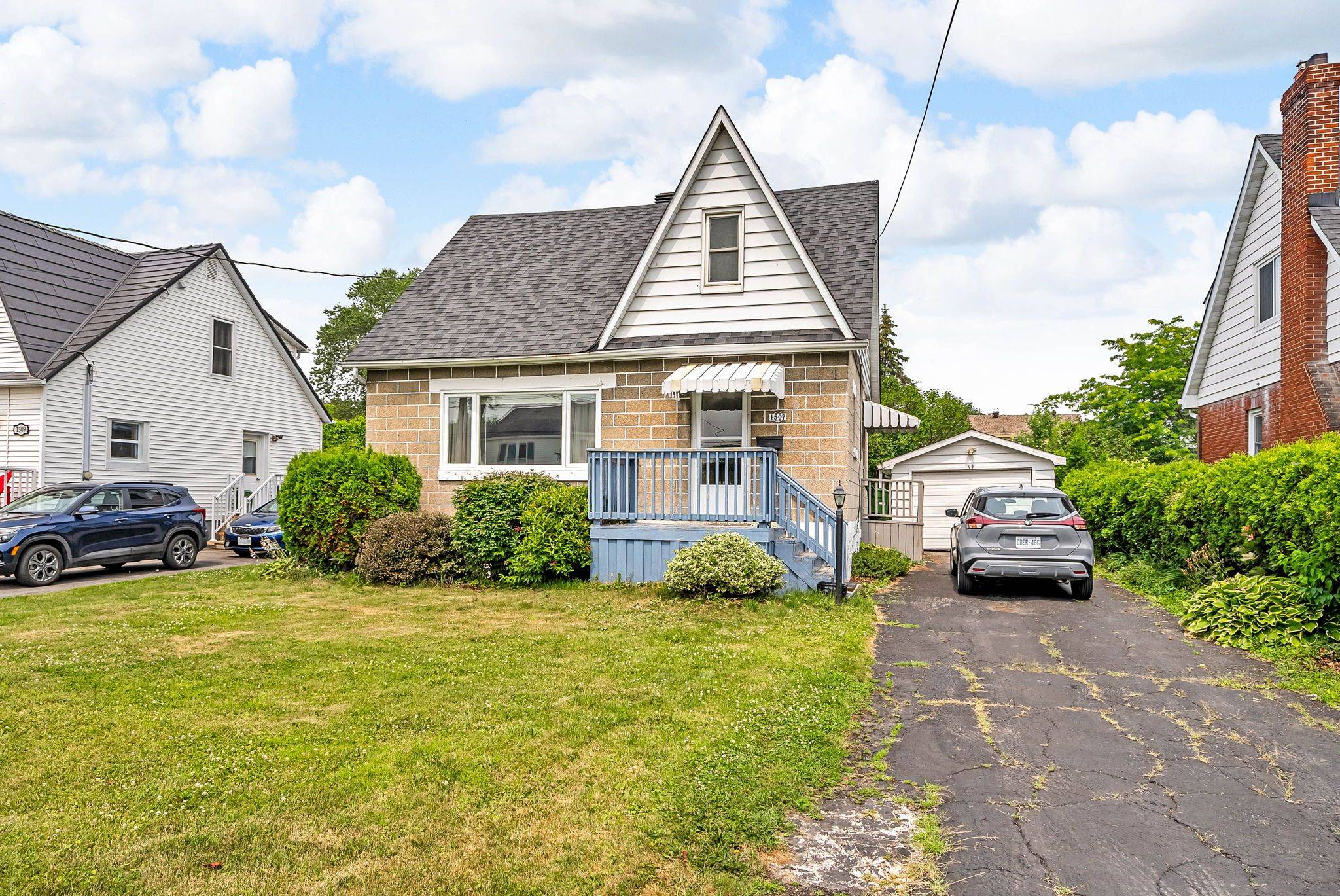 Cornwall, ON K6J 1R5,1507 Queen ST
