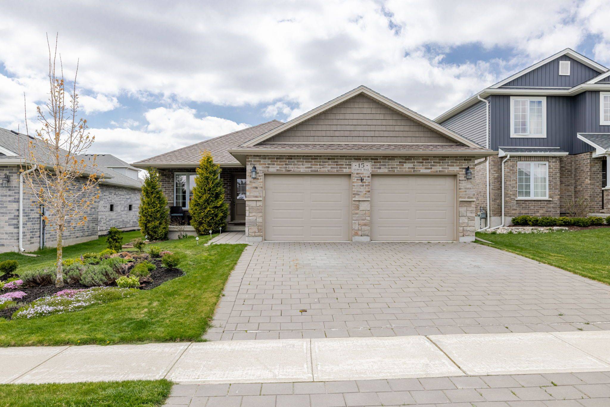 15 Shawns TRL, Thames Centre, ON N0M 2P0