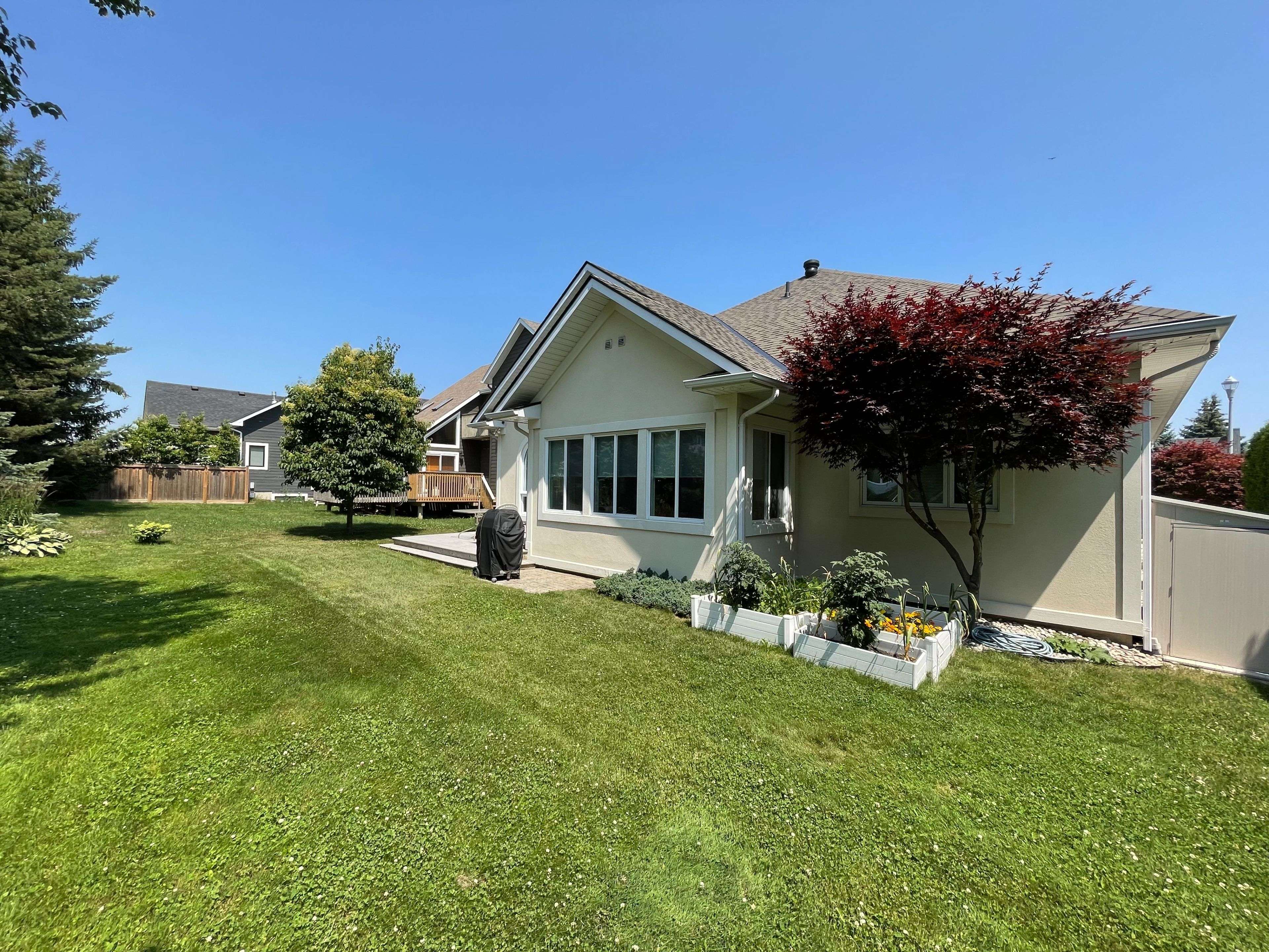 Blue Mountains, ON L9Y 0M2,150 Brooker BLVD