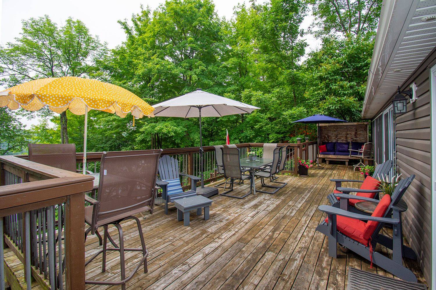 South Frontenac, ON K0H 2B0,101 Island Drive LN