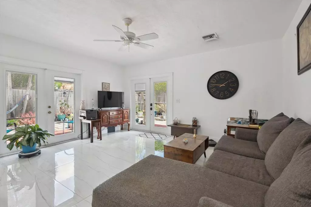 Fort Lauderdale, FL 33315,1715 SW 21st St