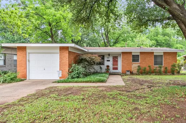Arlington, TX 76013,1207 W Tucker Boulevard