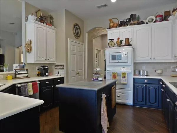 Corinth, TX 76210,1501 Oakhollow Drive