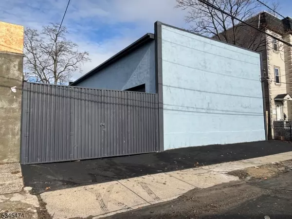 Irvington Twp., NJ 07111,103 Montgomery Ave