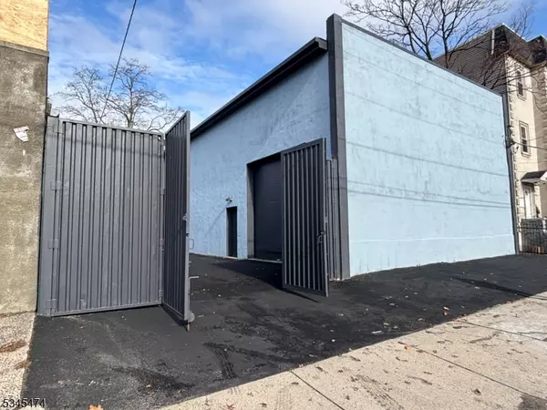 Irvington Twp., NJ 07111,103 Montgomery Ave