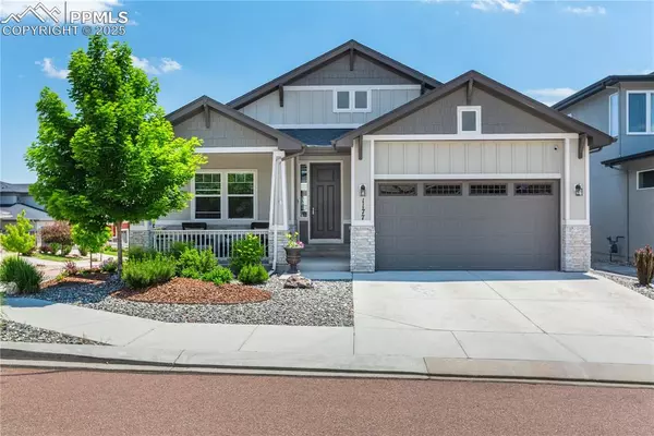 1177 Man O'War WAY, Colorado Springs, CO 80921