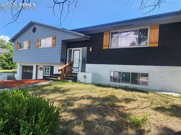 2341 N Circle DR, Colorado Springs, CO 80909