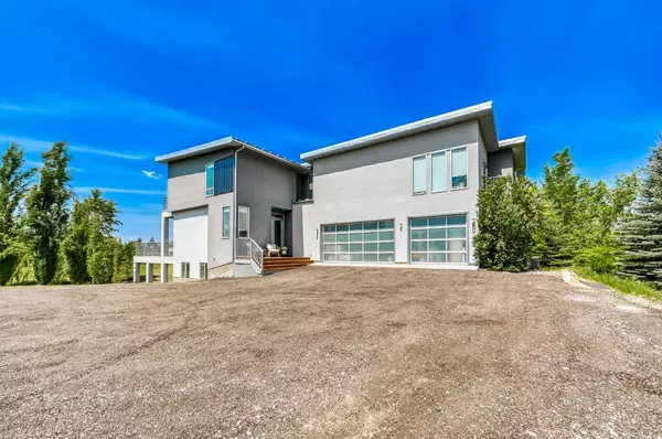 Rural Foothills County, AB T1S 4B8,24008 241 AVE East