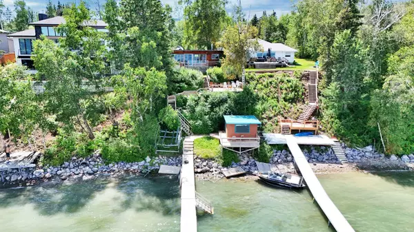57 Grand AVE, Norglenwold, AB T4S 1S5