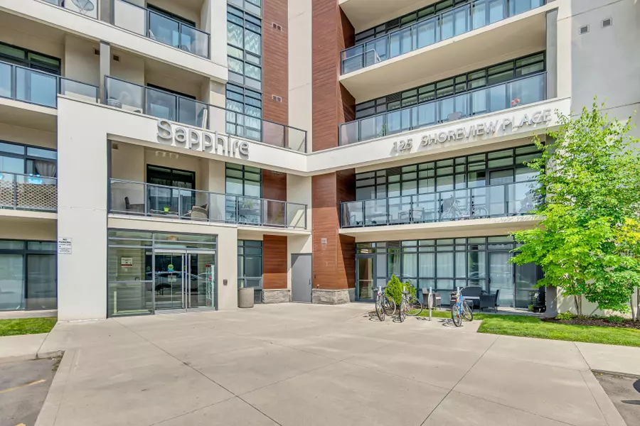 125 Shoreview PL #416, Hamilton, ON L8E 0K3