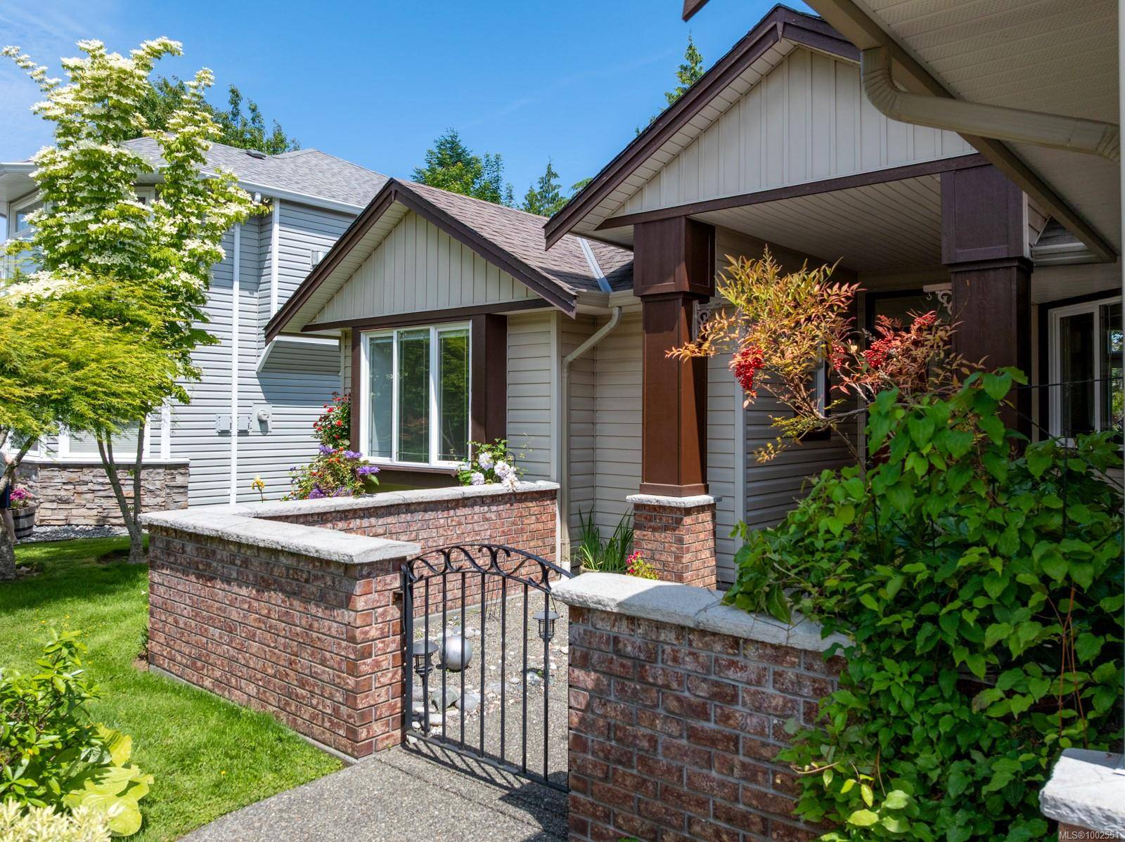 Courtenay, BC V9N 9W6,2290 Stirling Cres