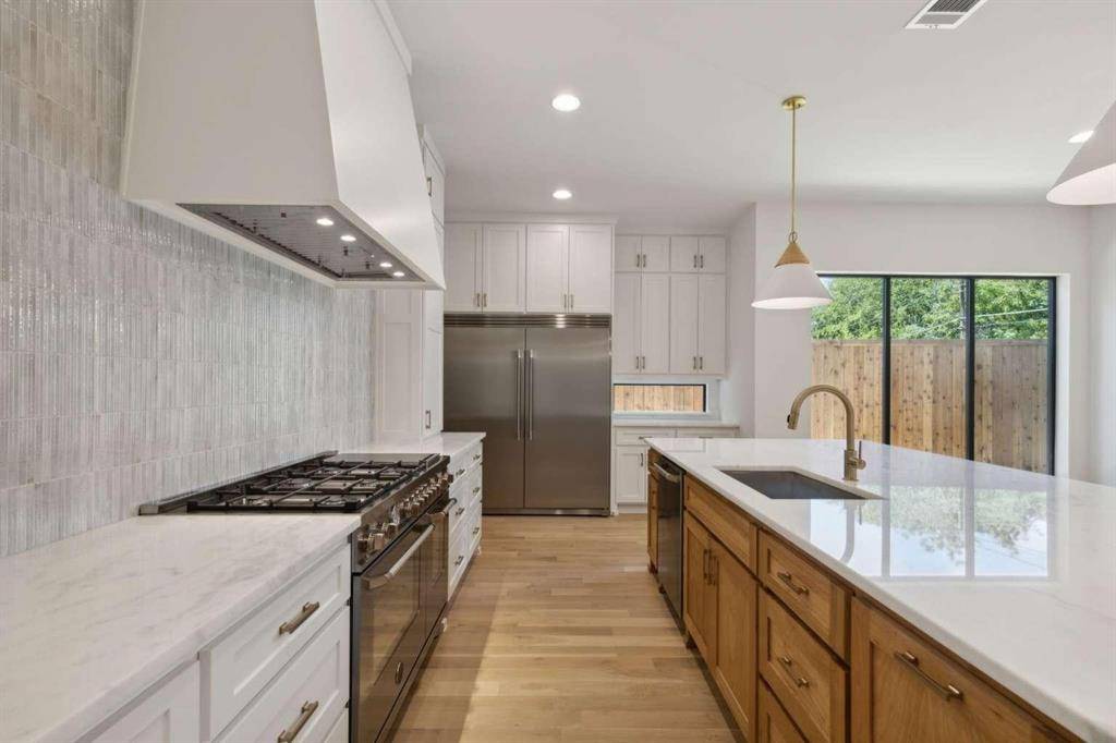 Dallas, TX 75220,3851 Davila Drive