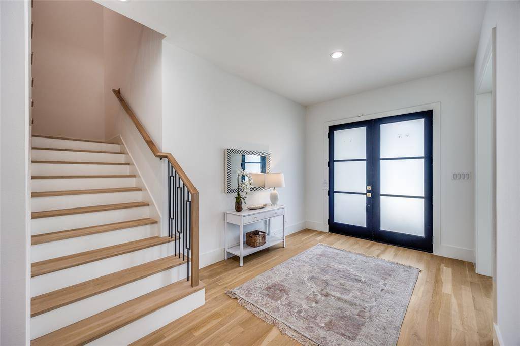 Dallas, TX 75214,6270 Anita Street