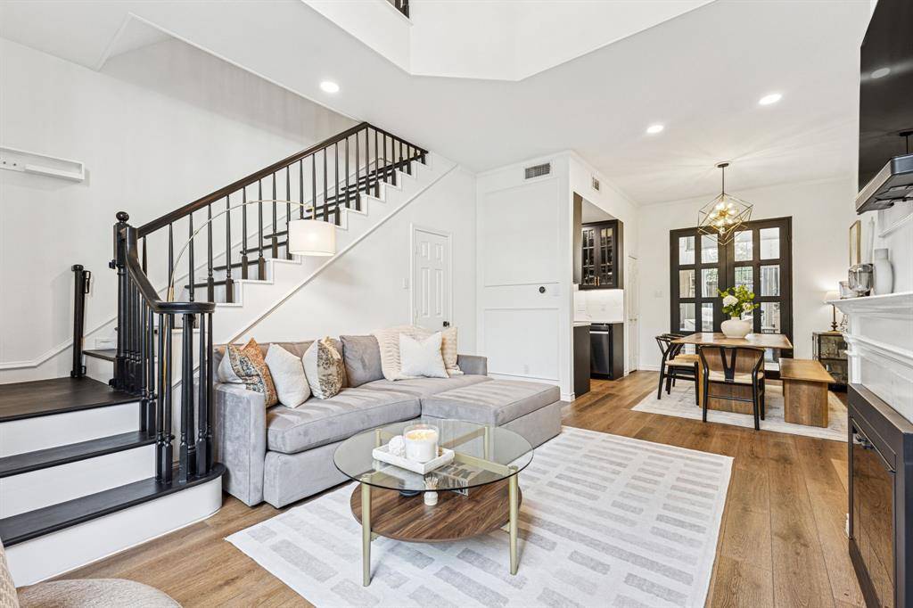 3919 Gilbert Avenue #E, Dallas, TX 75219
