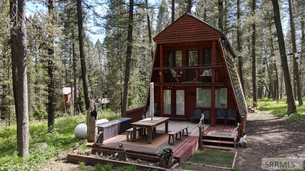 3528 Pine Cone Drive, Island Park, ID 83429