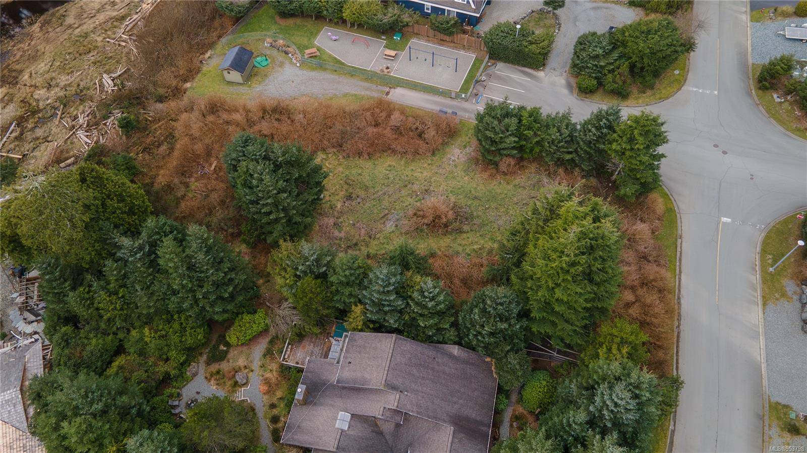 Ucluelet, BC V0R 3A0,912 Barkley Pl