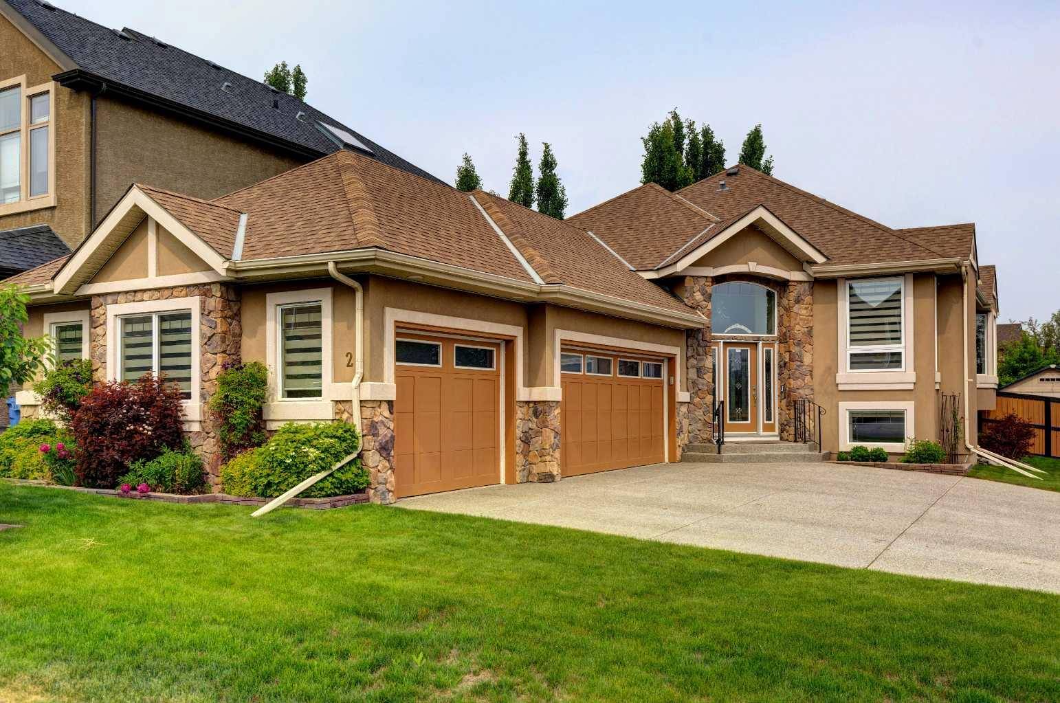 2 Cranridge HTS Southeast, Calgary, AB T3M0E7