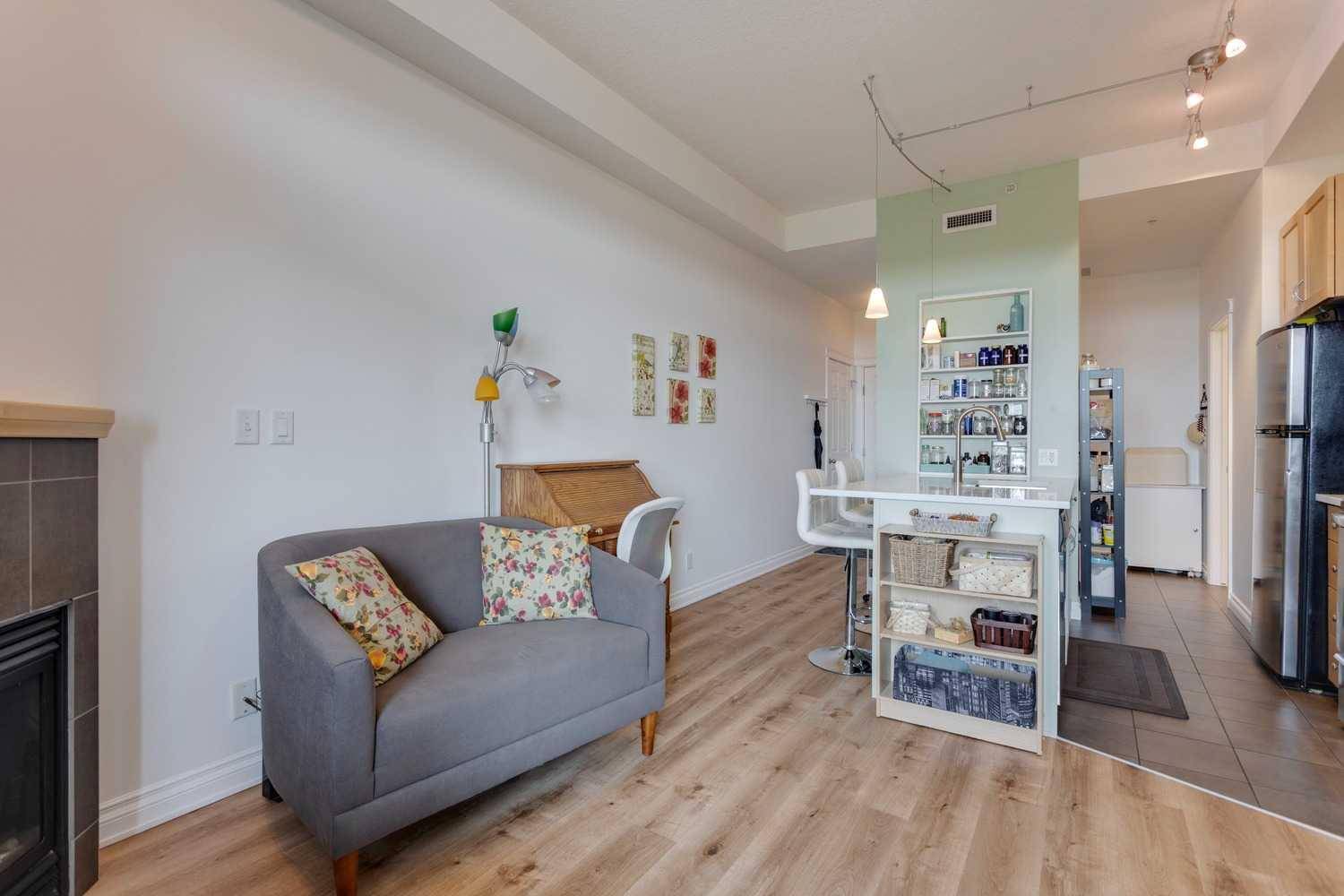 Calgary, AB T3C 2Z1,24 Hemlock CRES Southwest #3608