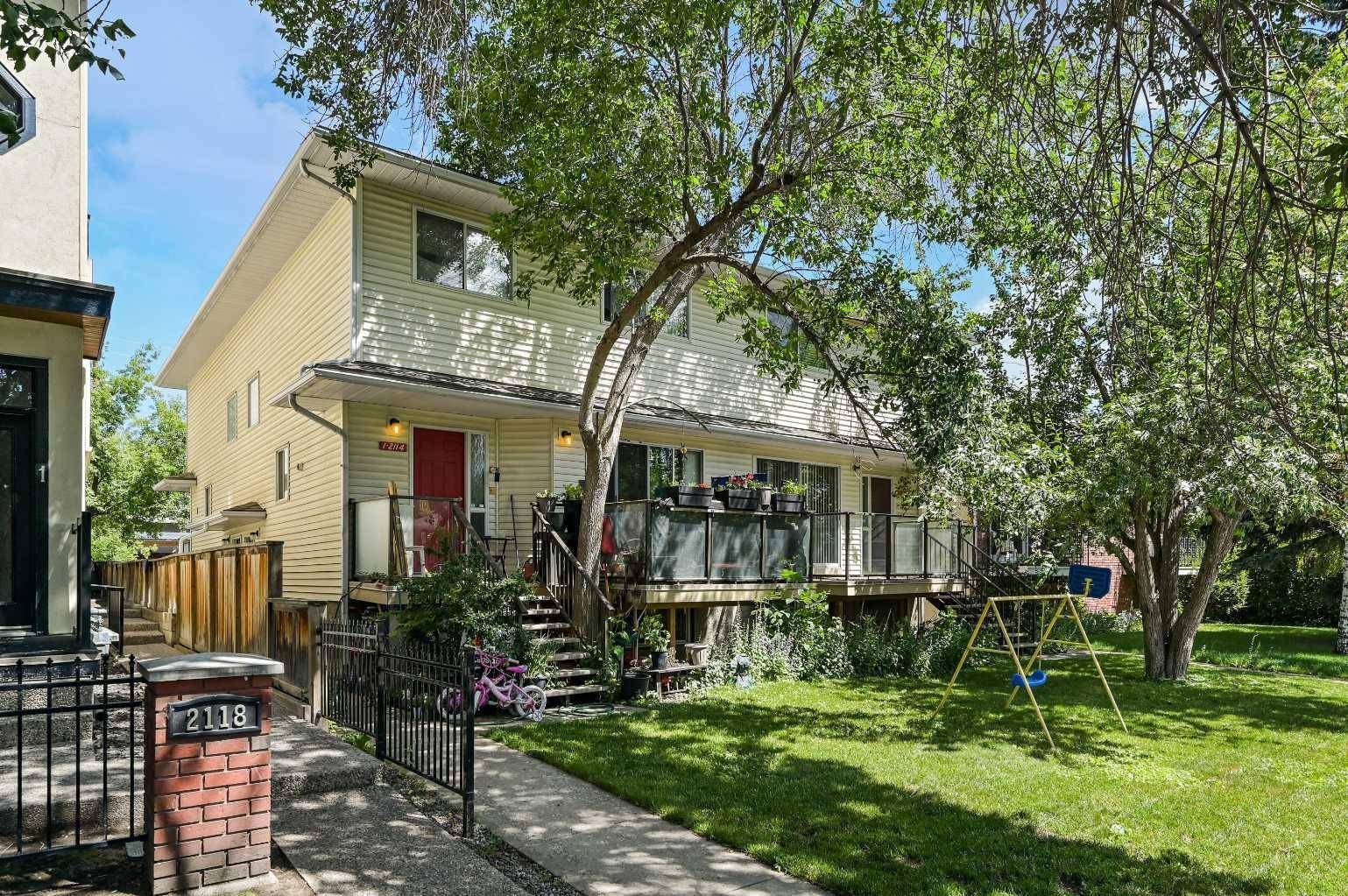 2112/2114 35 AVE SW, Calgary, AB T2T2E3