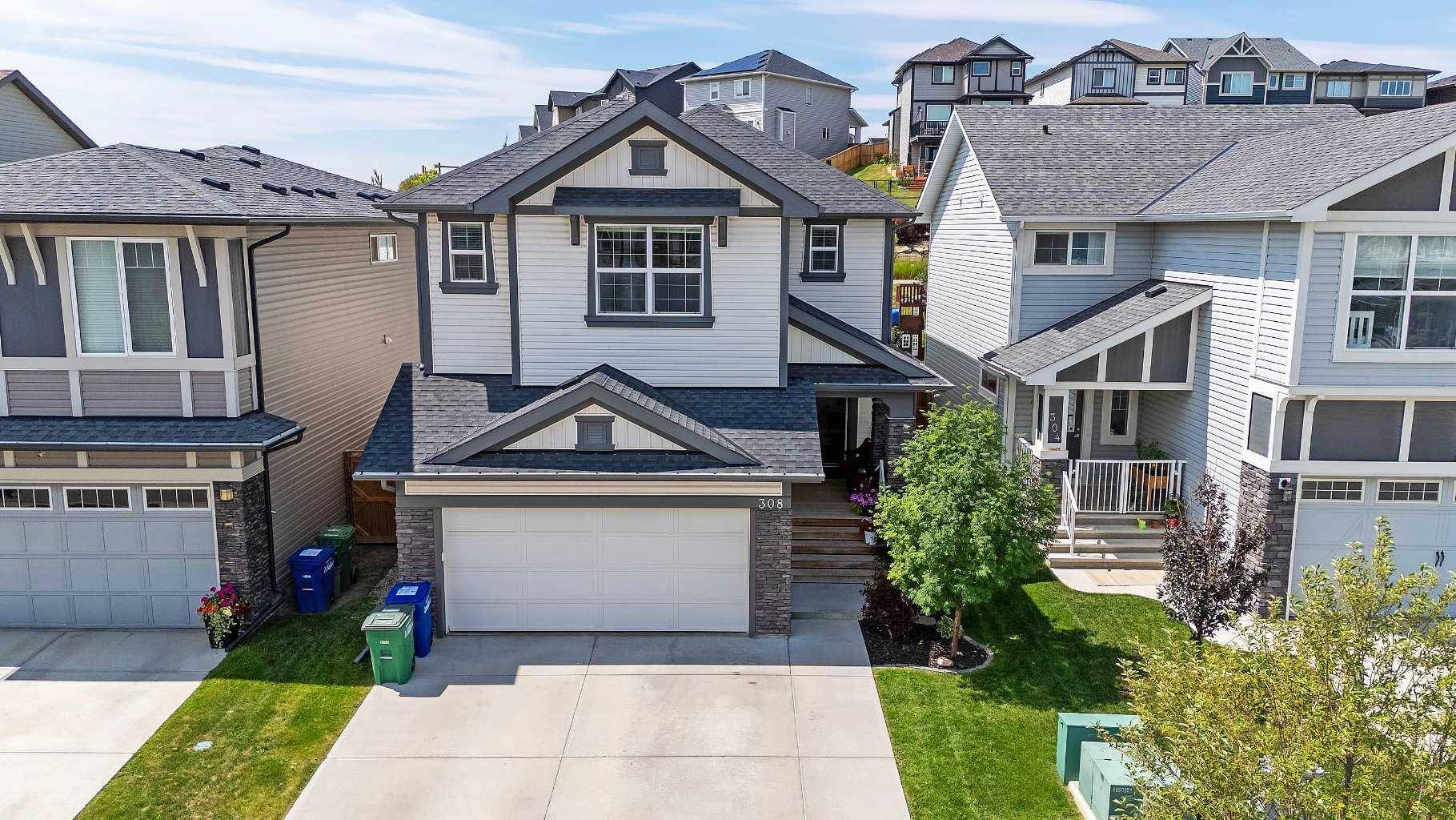 308 Hillcrest DR Southwest, Airdrie, AB T4B 4C7