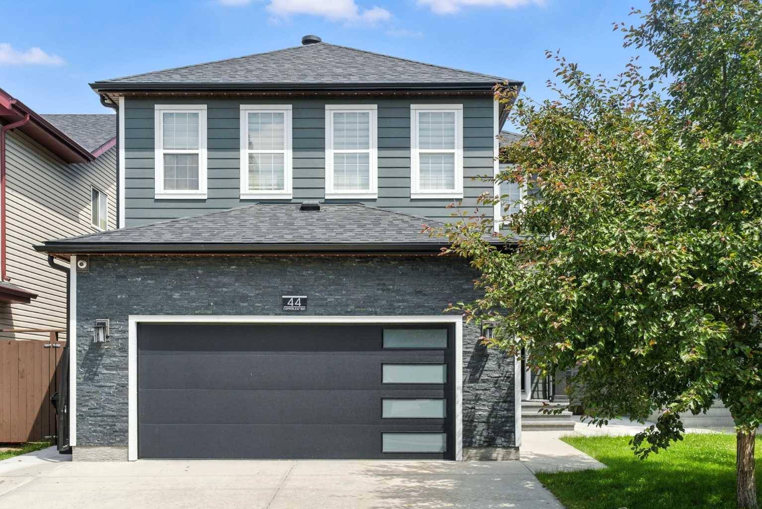 44 Copperleaf WAY Southeast, Calgary, AB T2X 1S3