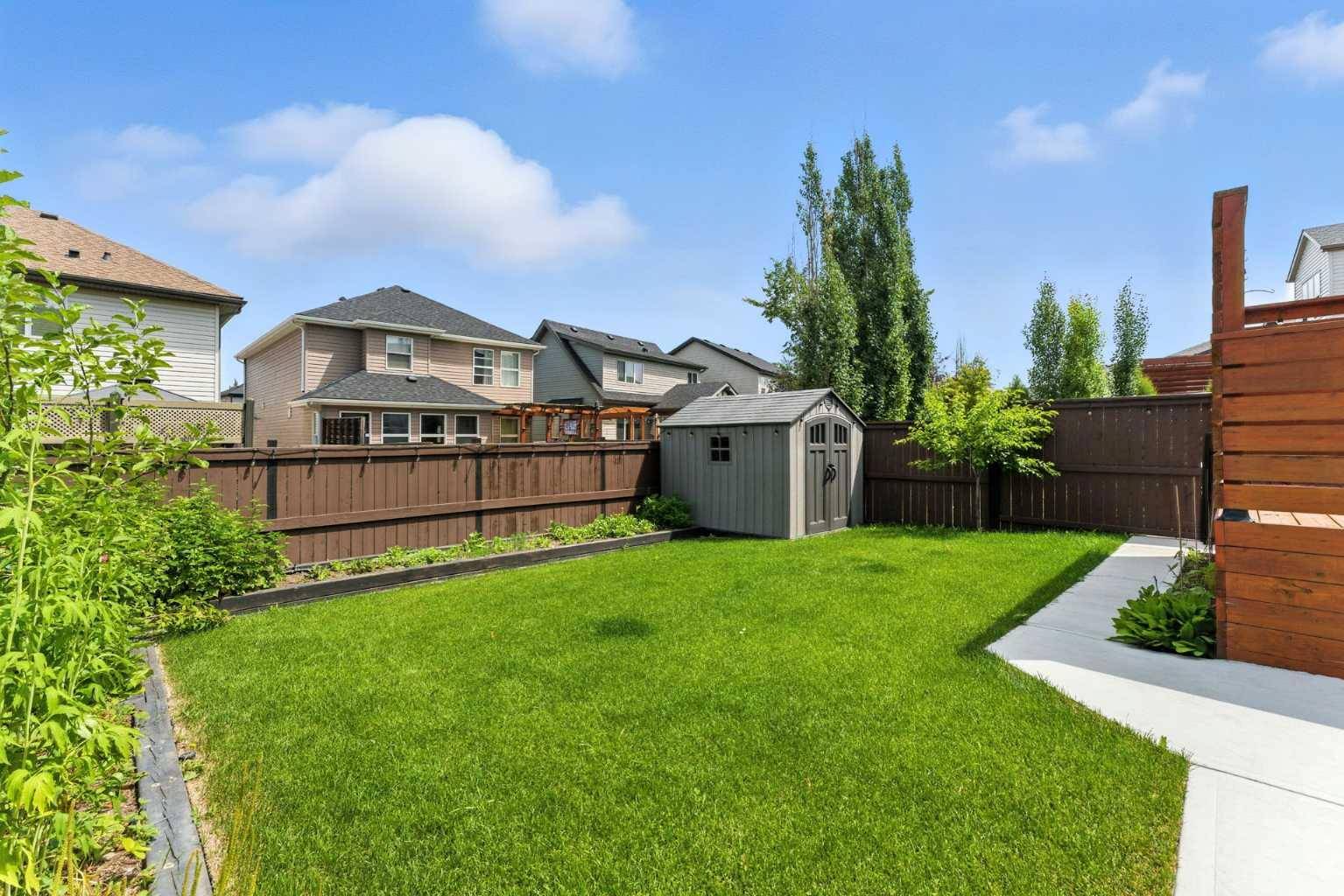 Calgary, AB T2X 1S3,44 Copperleaf WAY Southeast