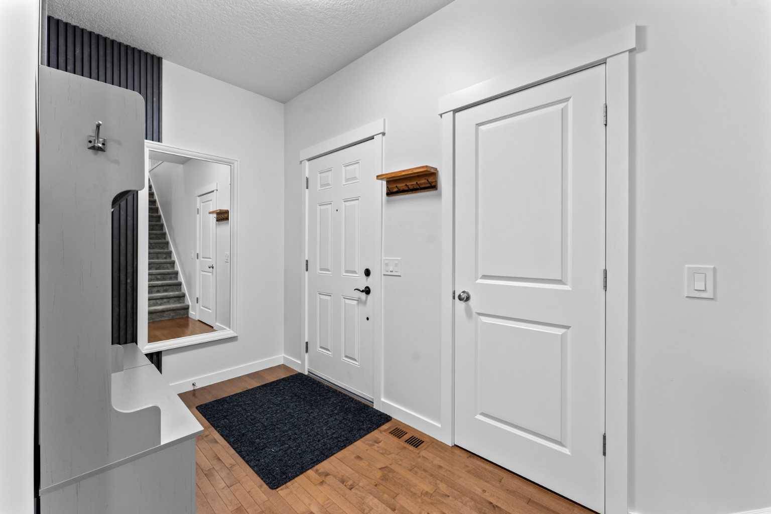 Calgary, AB T2X 1S3,44 Copperleaf WAY SE