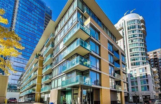 21 Scollard ST #204, Toronto C02, ON M5R 1G1