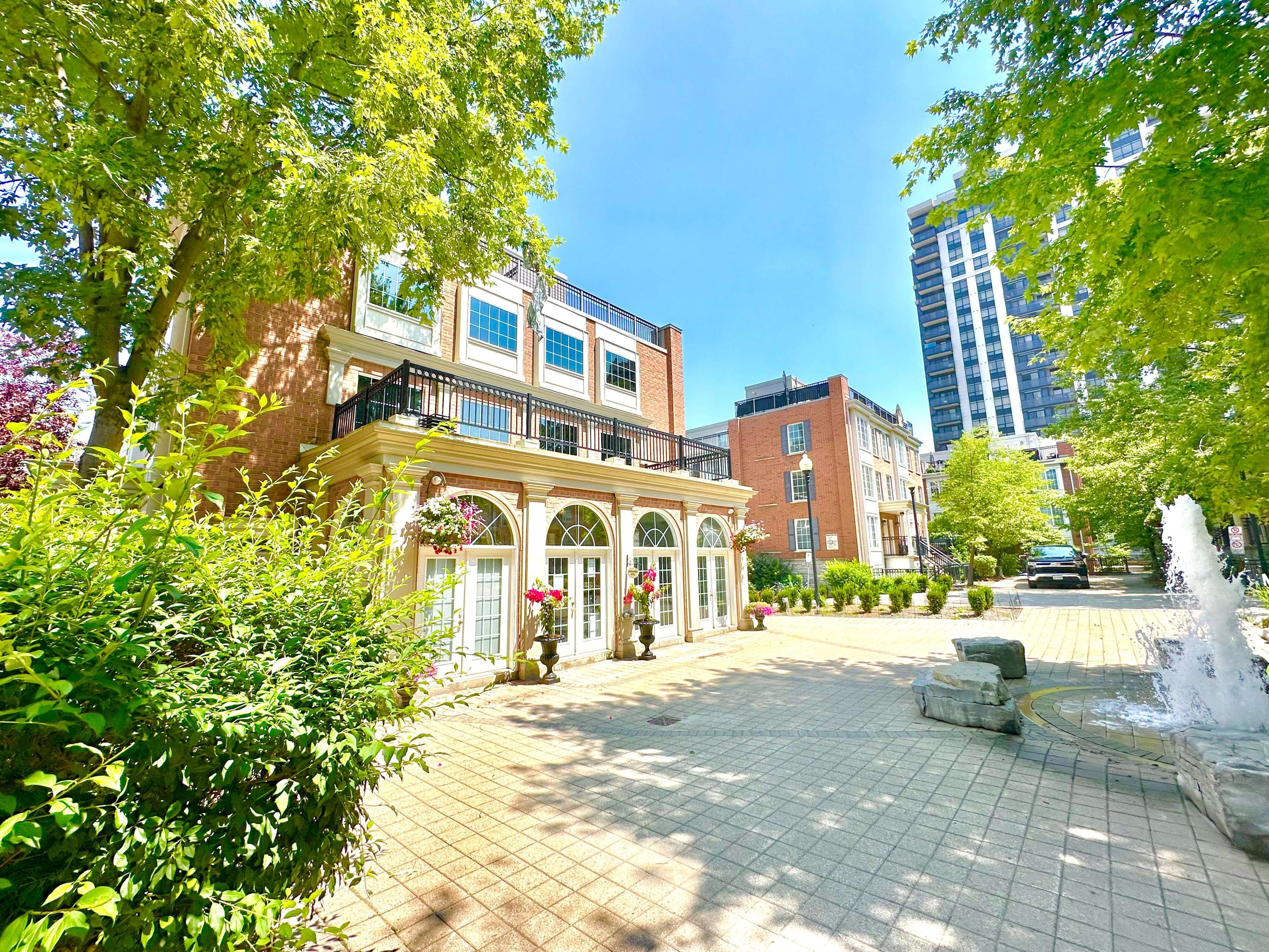 5 Everson DR #918, Toronto C14, ON M2N 7C3