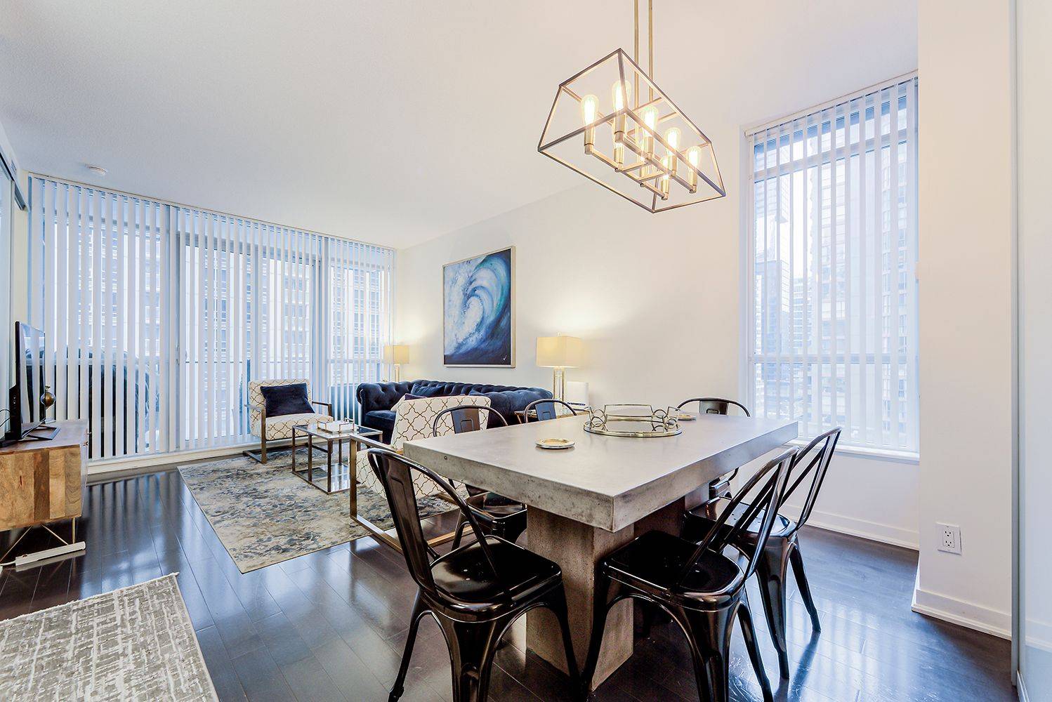 Toronto C01, ON M5G 0A6,770 Bay ST #606
