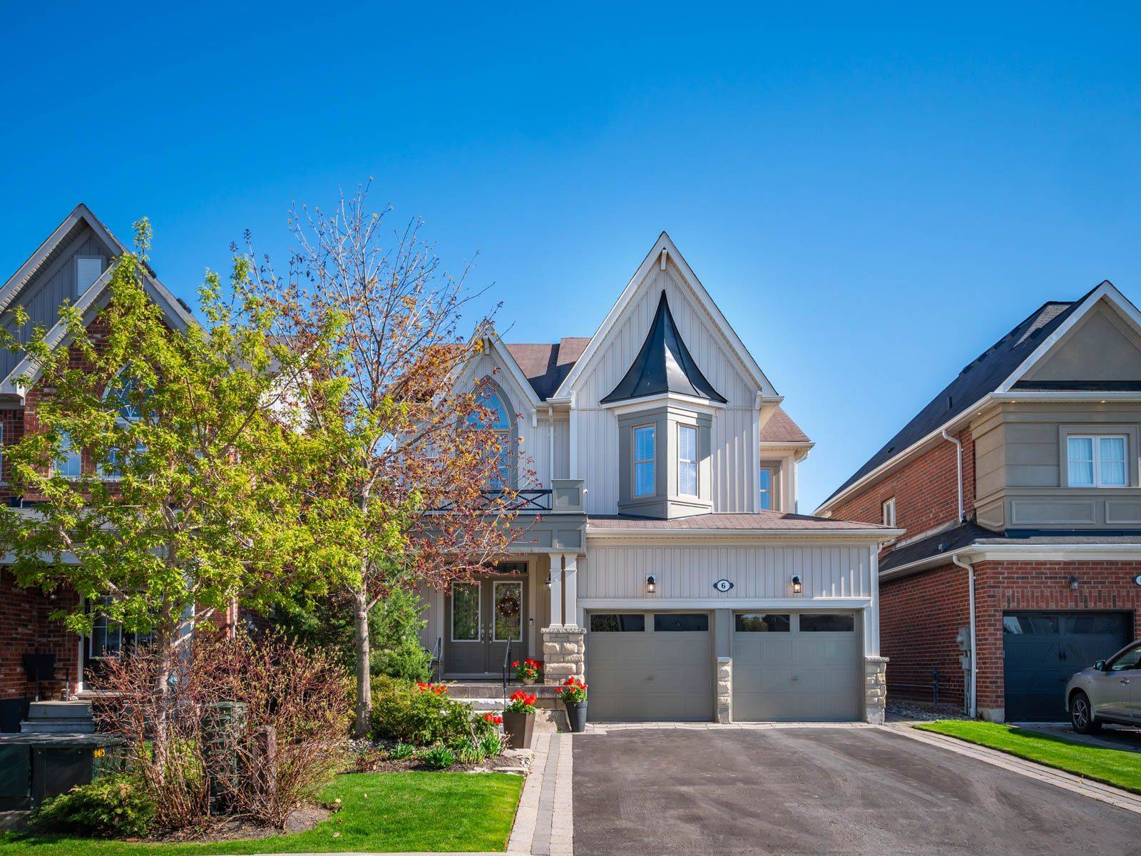 6 Jarrow CRES, Whitby, ON L1M 0G9