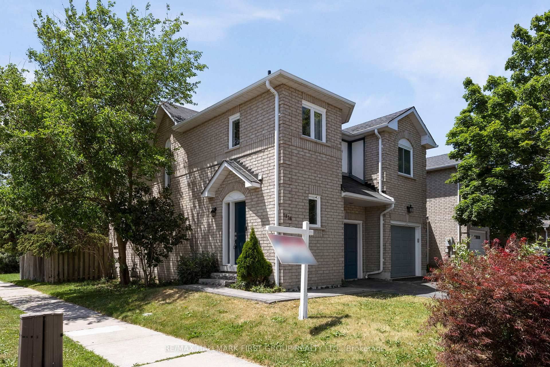 1816 Nordane DR, Pickering, ON L1V 6Z7