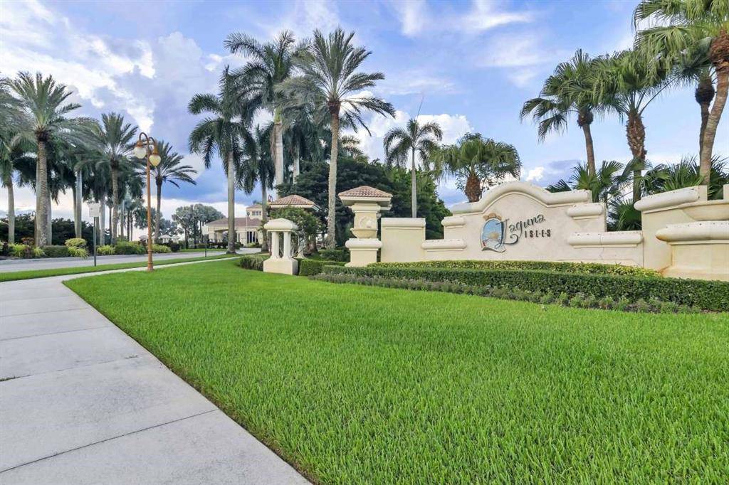 Pembroke Pines, FL 33332,19441 SW 61st St