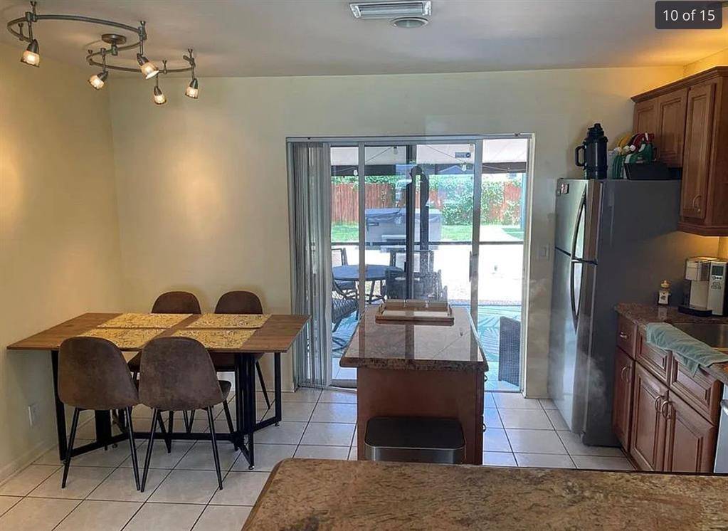 West Palm Beach, FL 33405,935 Bignonia Rd