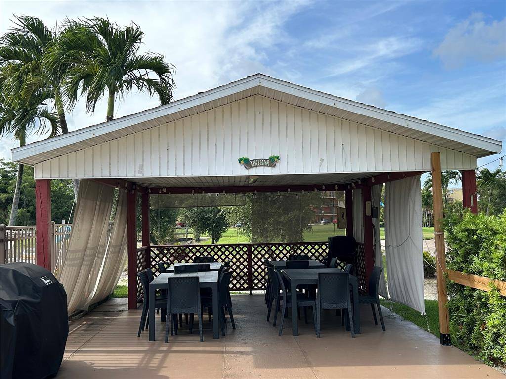 Fort Lauderdale, FL 33313,4311 NW 16th St #B311