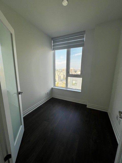 Markham, ON L6G 0G9,10 Rouge Valley DR W #927