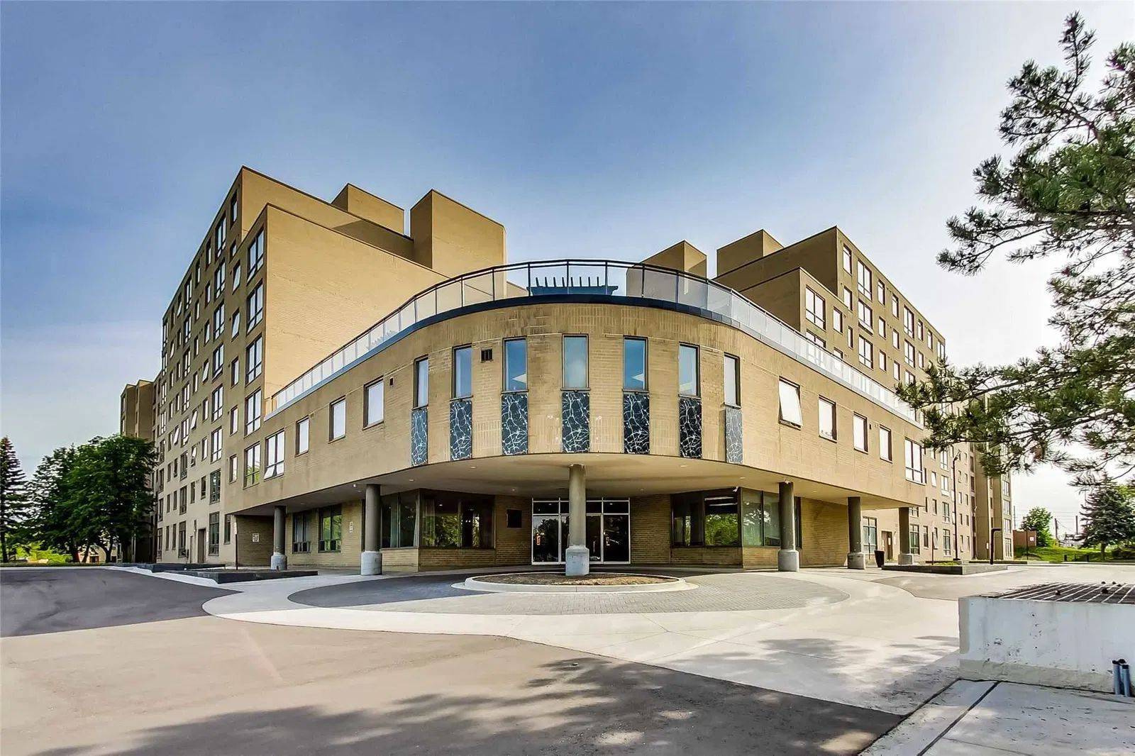 326 Major Mackenzie DR E #308, Richmond Hill, ON L4C 8T4