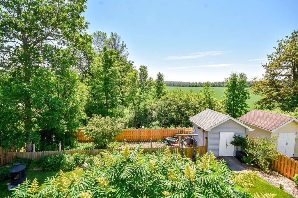 Severn, ON L0K 1E0,69 Donlands CT