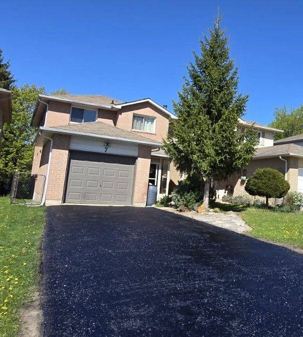 Halton Hills, ON L7G 5E1,7 Rosset Valley CT