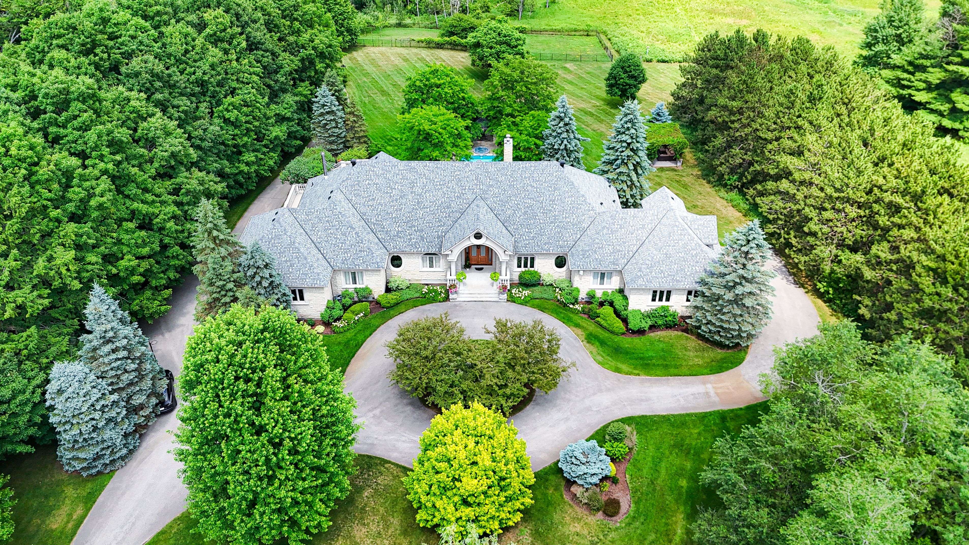 18387 The Gore RD, Caledon, ON L7E 0X8